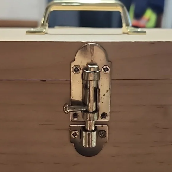 HANDMADE WOODEN BOX WITH  LID AND  LOCK - Picture 2 of 10